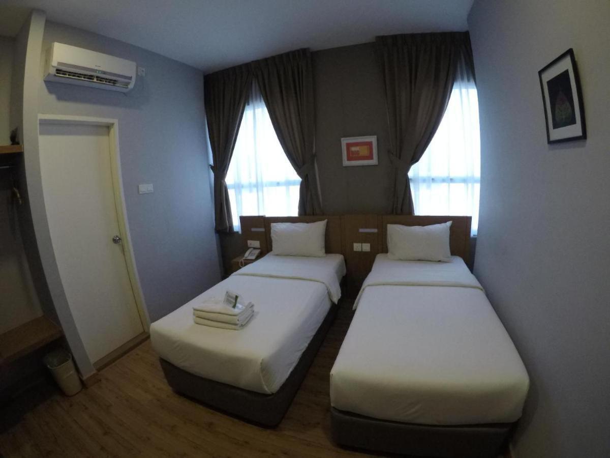 Golden Leaf Boutique Hotel Nusa Idaman Formerly Known As Ariana Hotel Johor Bahru Ngoại thất bức ảnh