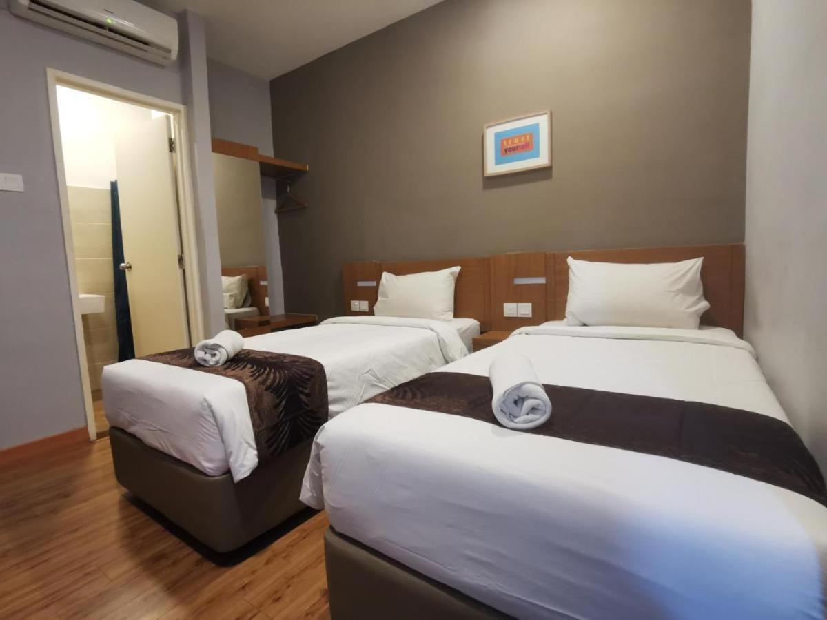 Golden Leaf Boutique Hotel Nusa Idaman Formerly Known As Ariana Hotel Johor Bahru Ngoại thất bức ảnh