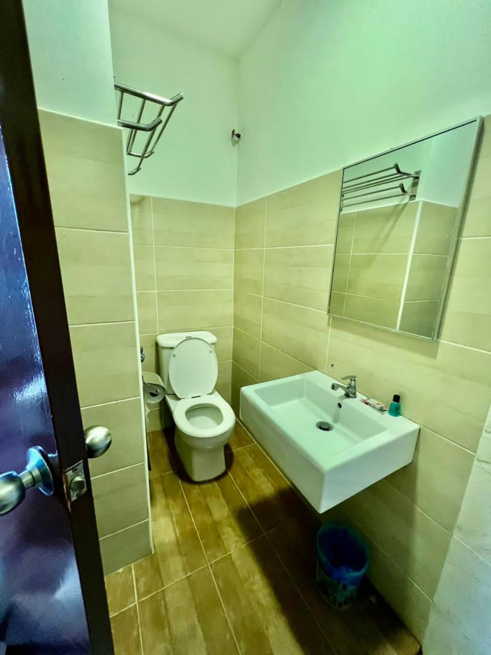 Golden Leaf Boutique Hotel Nusa Idaman Formerly Known As Ariana Hotel Johor Bahru Ngoại thất bức ảnh