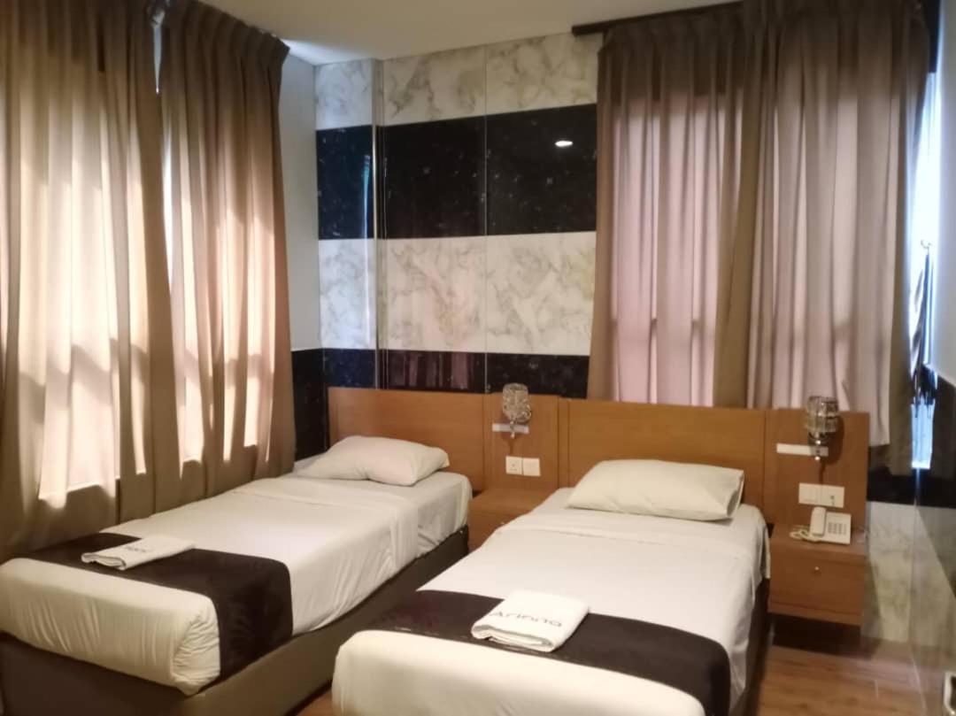 Golden Leaf Boutique Hotel Nusa Idaman Formerly Known As Ariana Hotel Johor Bahru Ngoại thất bức ảnh